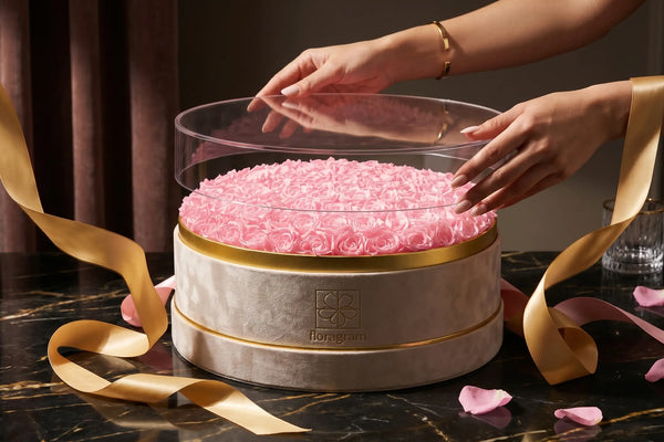 Gift Wrapping That Feels as Good as the Gift: The Floragram Unboxing Experience